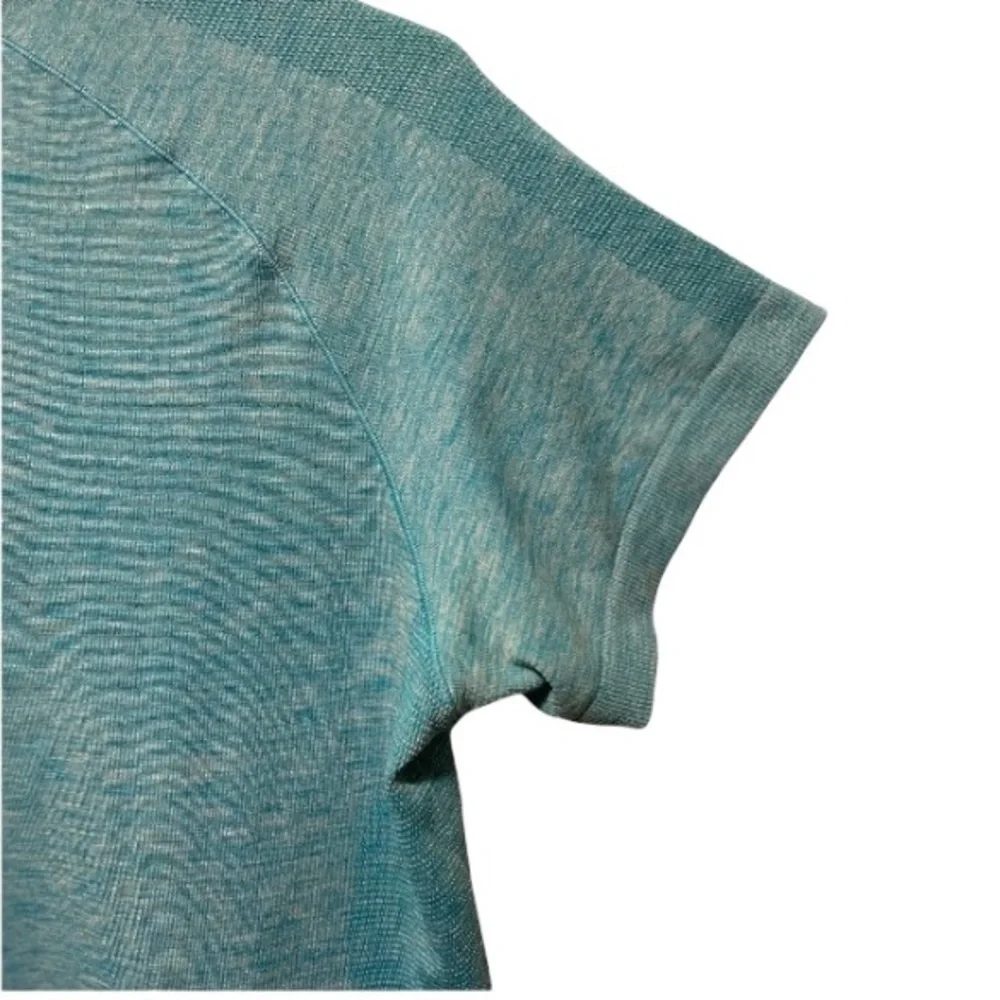 Nike Dri-Fit Short Sleeve Shirt - Picture 2 of 9